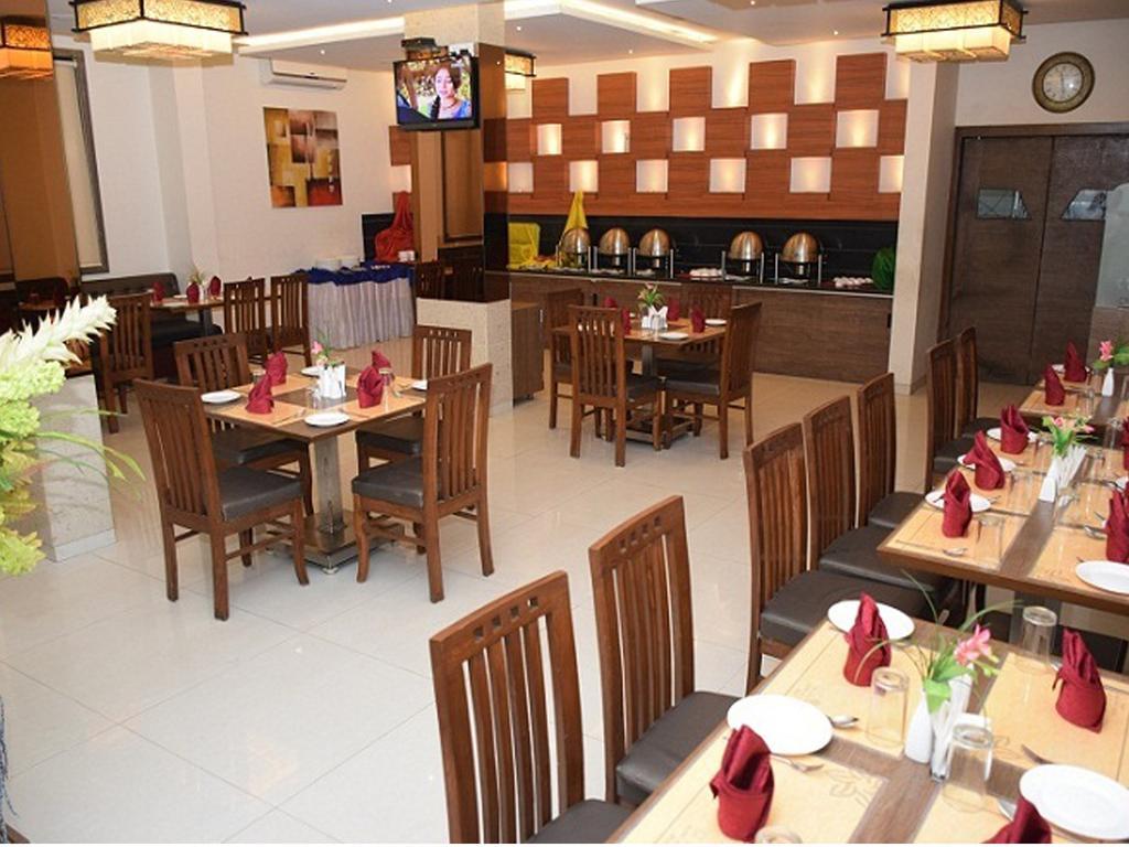 Hotel Sai Jashan Shirdi - Where Blessings & Comfort Meet Buitenkant foto